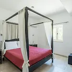 Villa Angeliki